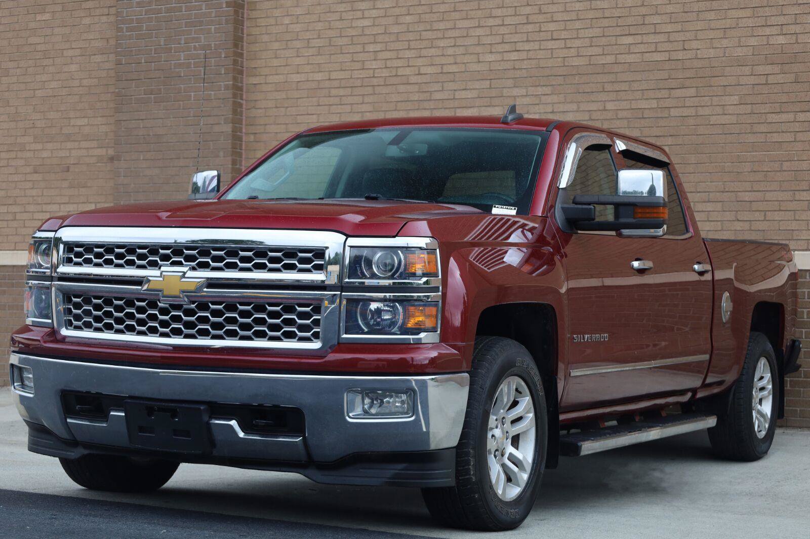 Used 2015 Chevrolet Silverado 1500 LTZ w/ Max Trailering Package AWD/4WD image 6