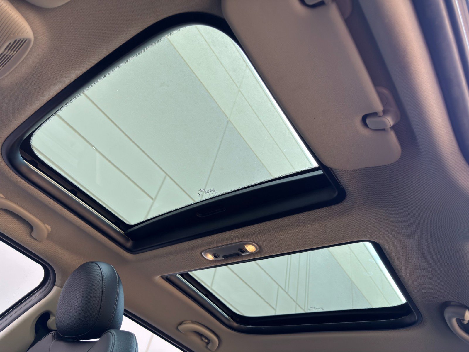 Used 2019 MINI Cooper Clubman S image 11