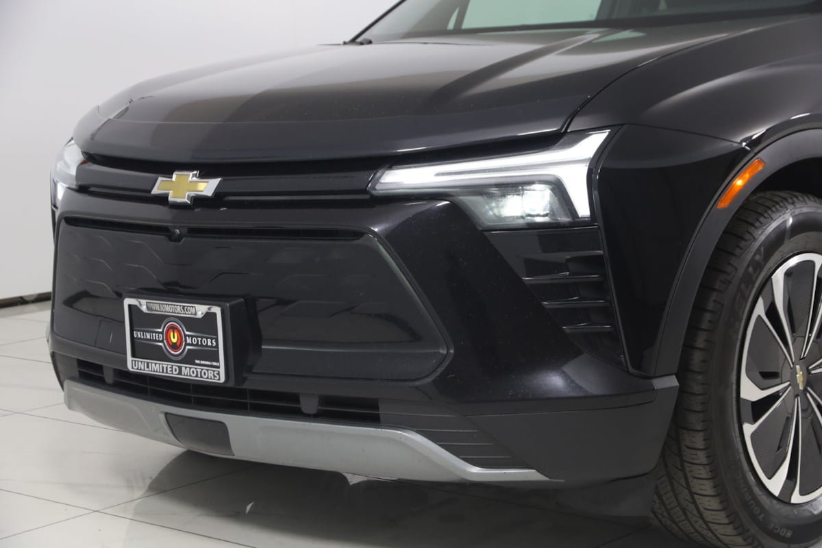 Used 2024 Chevrolet Blazer EV LT AWD/4WD image 44