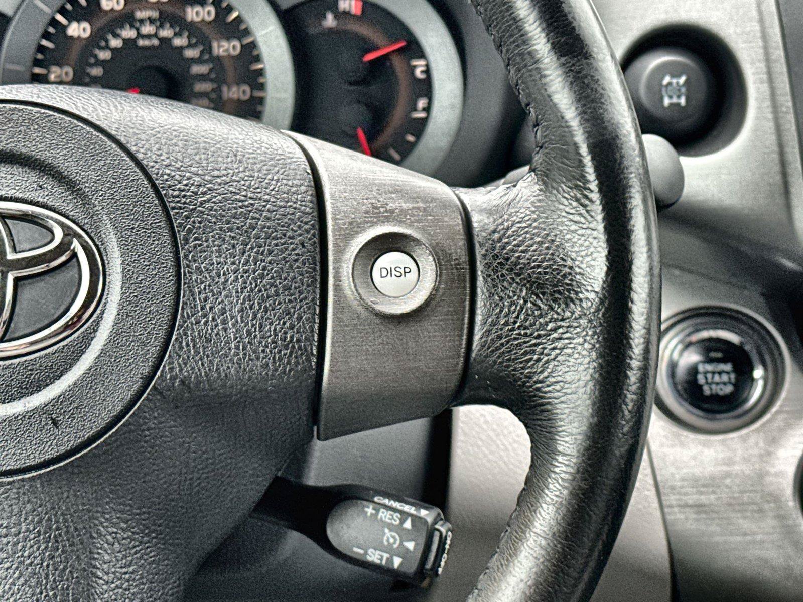 Used 2011 Toyota RAV4 Limited AWD/4WD image 24