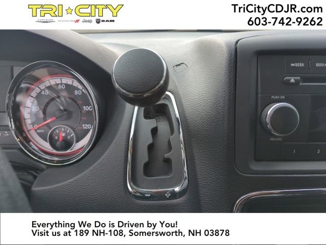 Used 2012 Dodge Grand Caravan SXT image 28