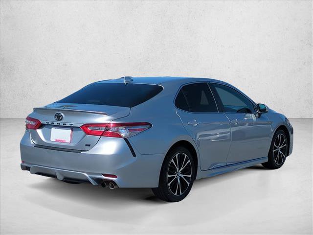 Used 2019 Toyota Camry SE FWD image 5