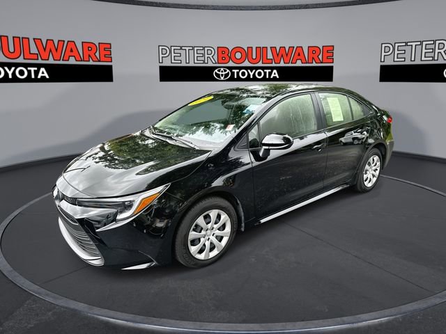 Used 2024 Toyota Corolla LE