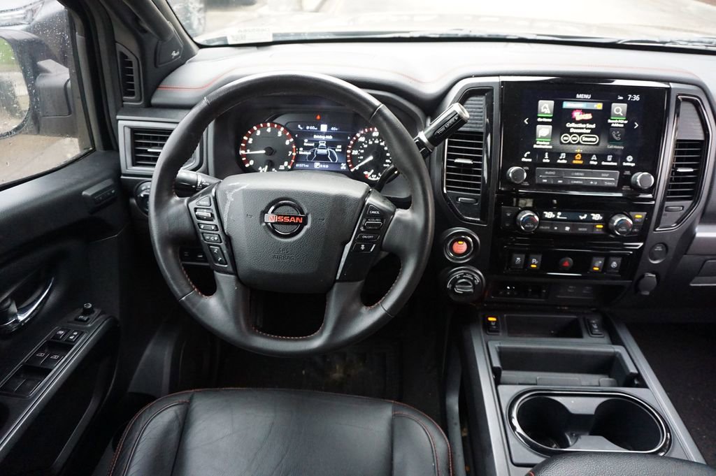 Used 2021 Nissan Titan PRO-4X w/ Pro-4x Convenience Package image 6