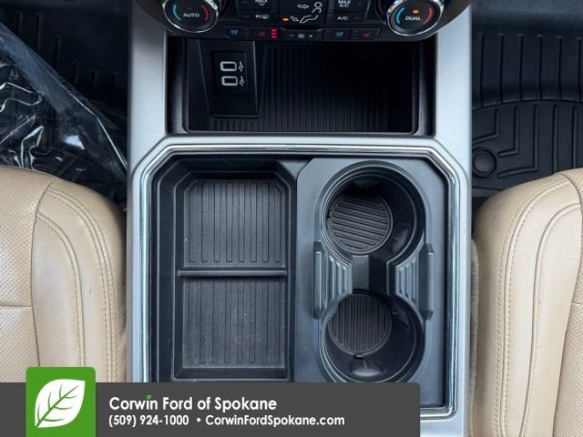 Used 2017 Ford F250 Lariat w/ Chrome Package image 30