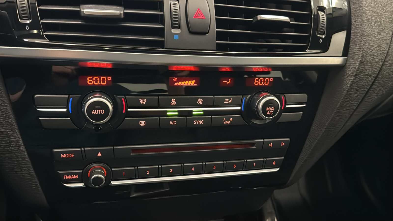 Used 2015 BMW X4 xDrive28i AWD/4WD image 18