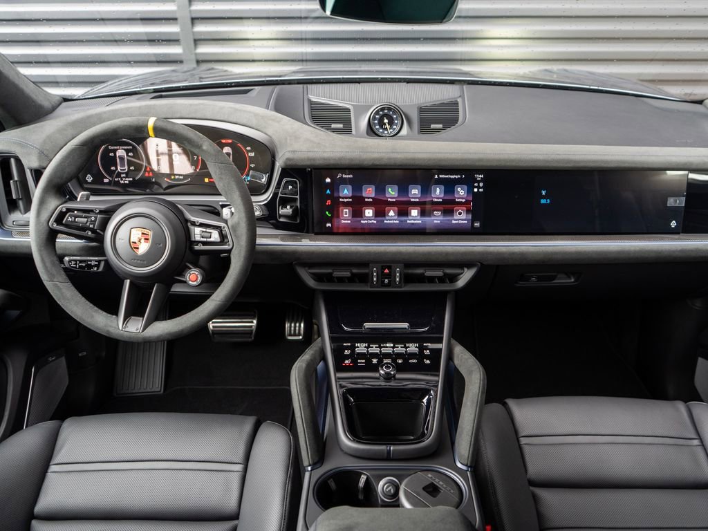New 2026 Porsche Cayenne Turbo GT AWD/4WD image 10