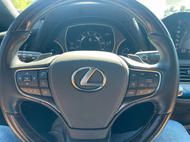 Used 2022 Lexus LS 500 w/ Interior Upgrade Package RWD image 14