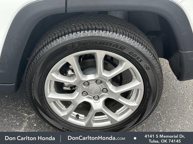 Used 2024 Jeep Compass Latitude AWD/4WD image 29