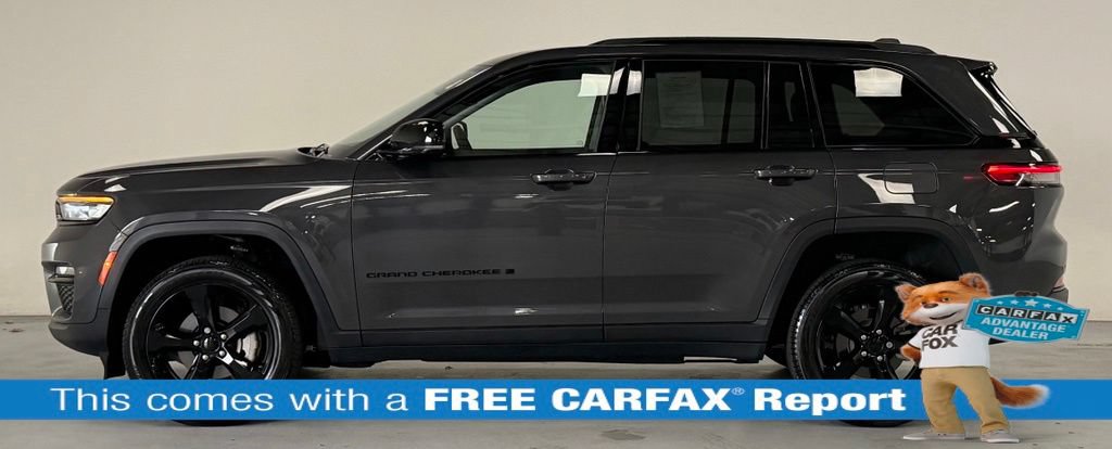 Used 2023 Jeep Grand Cherokee Limited w/ Black Appearance Package AWD/4WD image 2