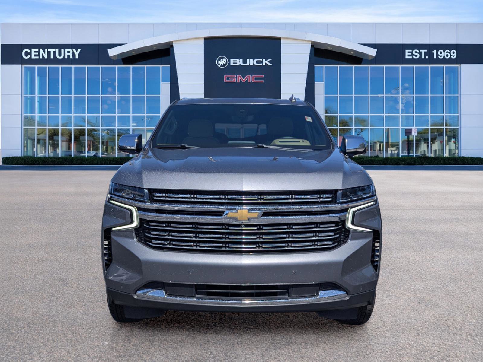 Used 2021 Chevrolet Tahoe Premier w/ Premium Package image 2