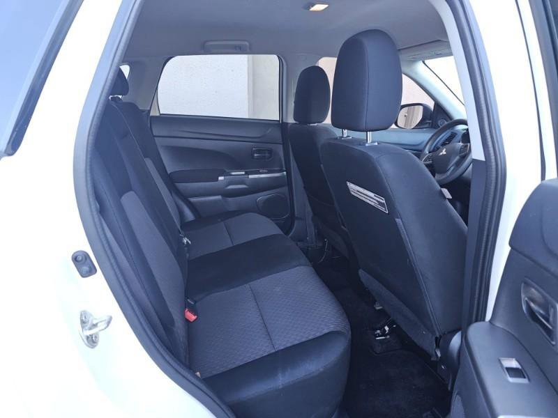 Used 2018 Mitsubishi Outlander Sport ES image 28