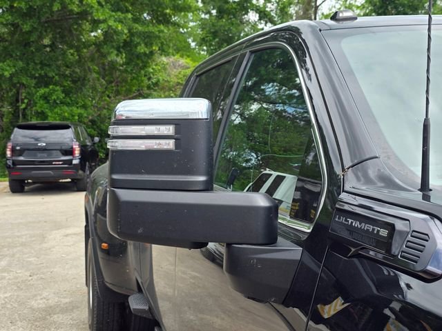 Used 2025 GMC Sierra 3500 Denali Ultimate AWD/4WD image 4