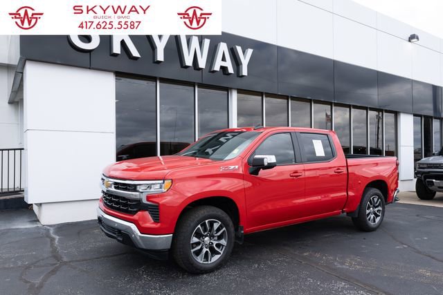 Used 2025 Chevrolet Silverado 1500 LT image 1
