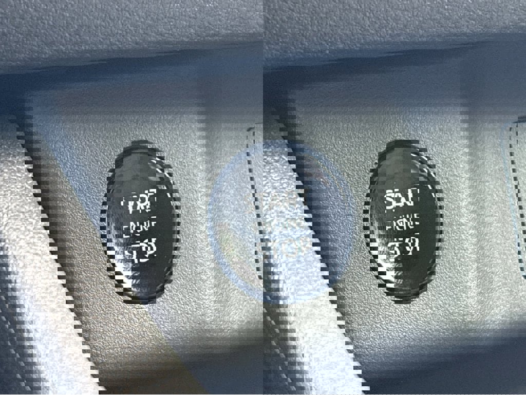 New 2026 Nissan Rogue SV image 5