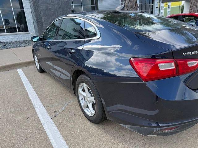 Used 2018 Chevrolet Malibu LS FWD image 14