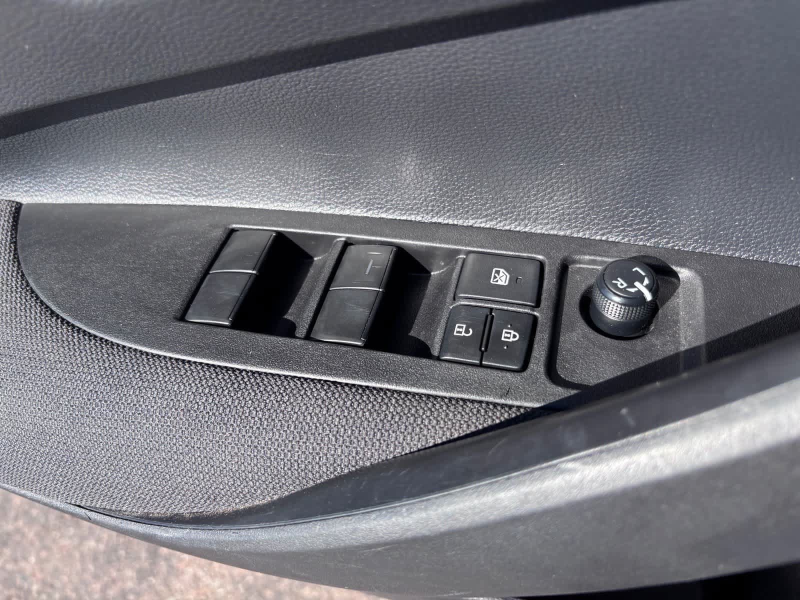 Used 2025 Toyota Corolla LE FWD image 19
