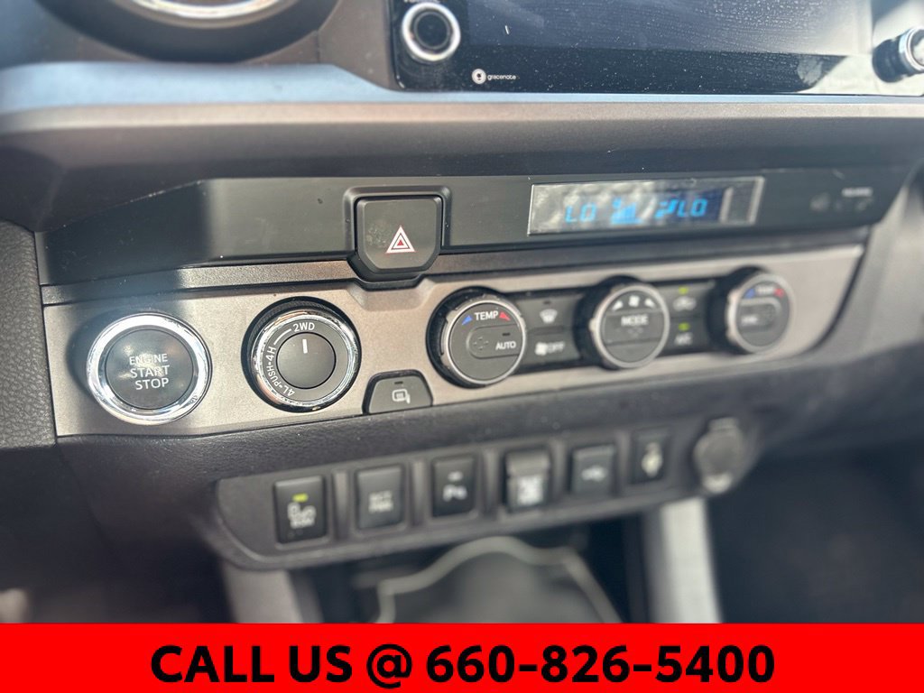 Used 2021 Toyota Tacoma TRD Sport w/ Technology Package AWD/4WD image 17