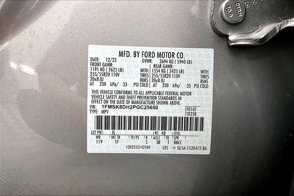 Certified 2023 Ford Explorer XLT w/ Equipment Group 202A AWD/4WD image 36