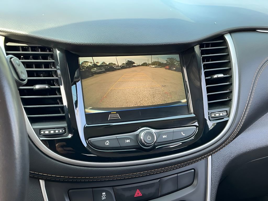 Used 2019 Chevrolet Trax LT w/ LT Convenience Package image 33