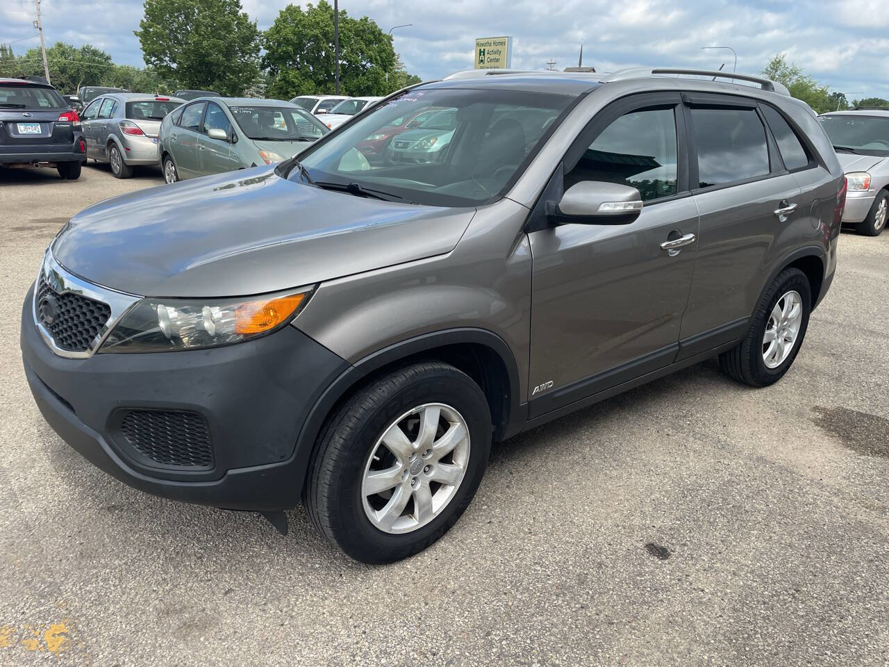 Used 2013 Kia Sorento LX image 4