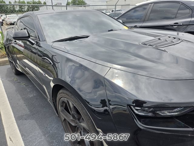 Used 2019 Chevrolet Camaro SS RWD image 4