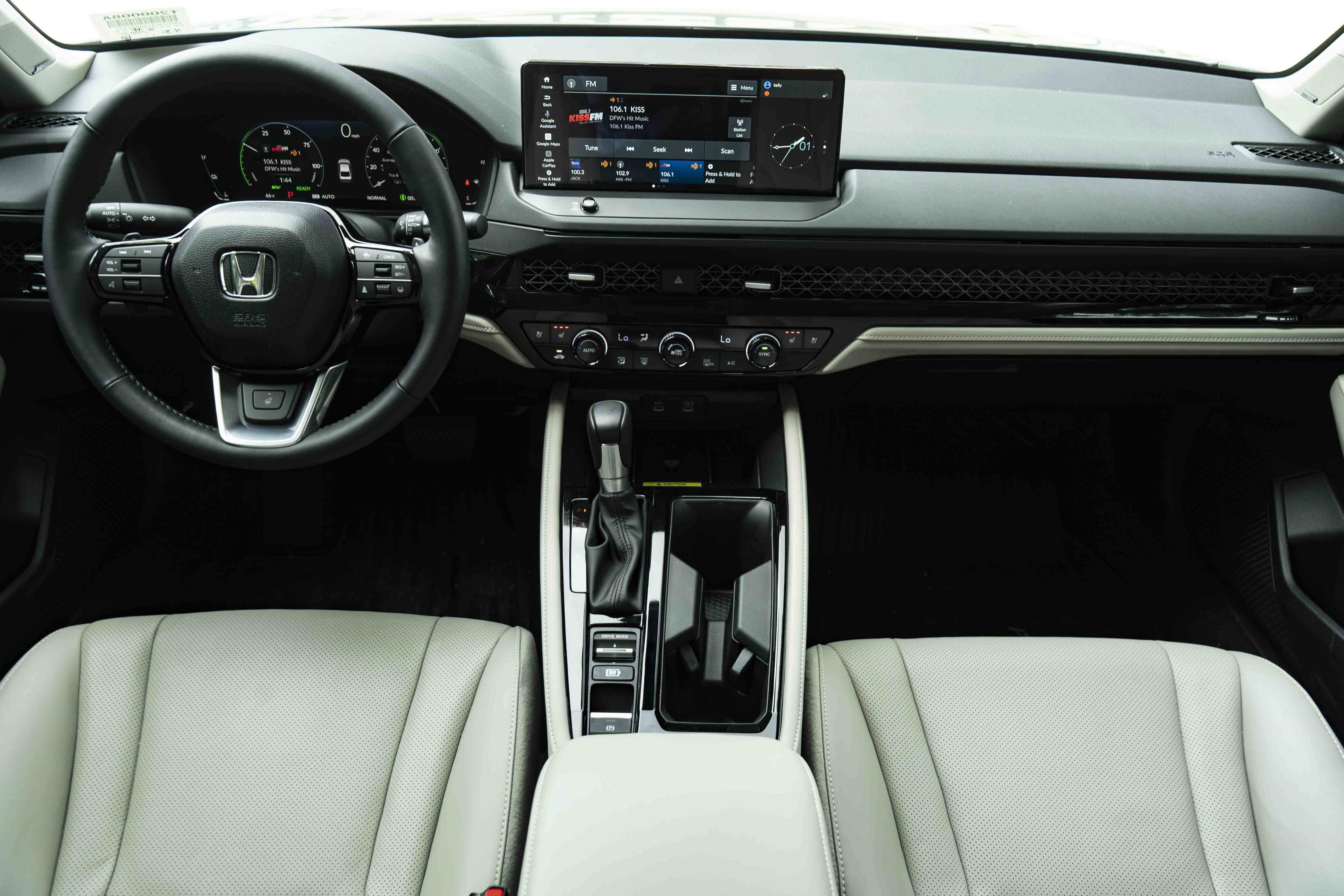 Used 2025 Honda Accord Touring image 27