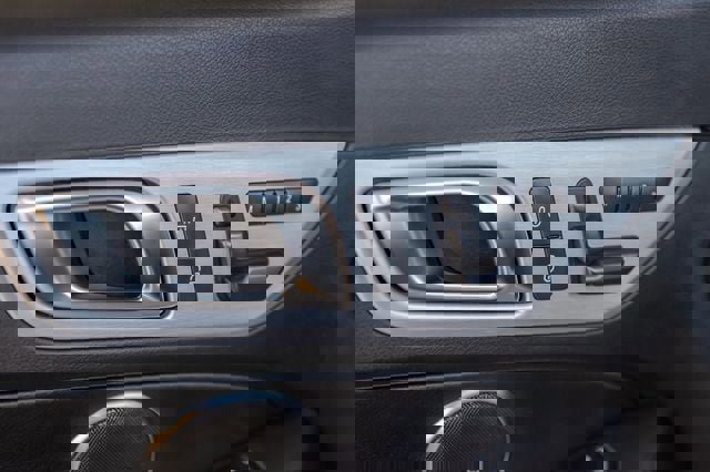 Used 2013 Mercedes-Benz SLK 250 image 37