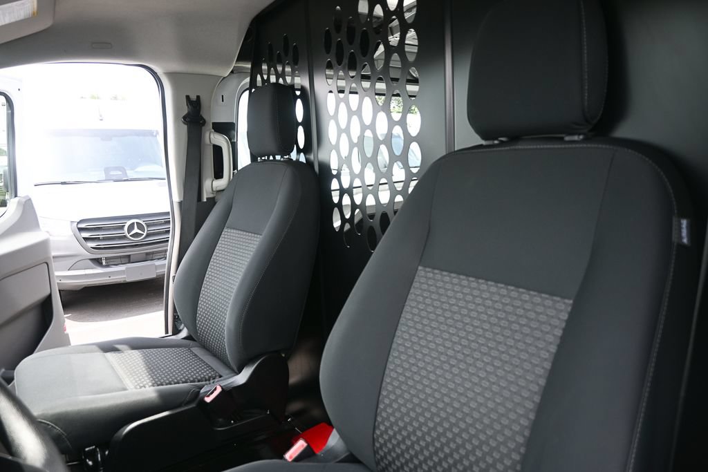 Used 2025 Ford Transit 250 Low Roof w/ Exterior Upgrade Package RWD image 5