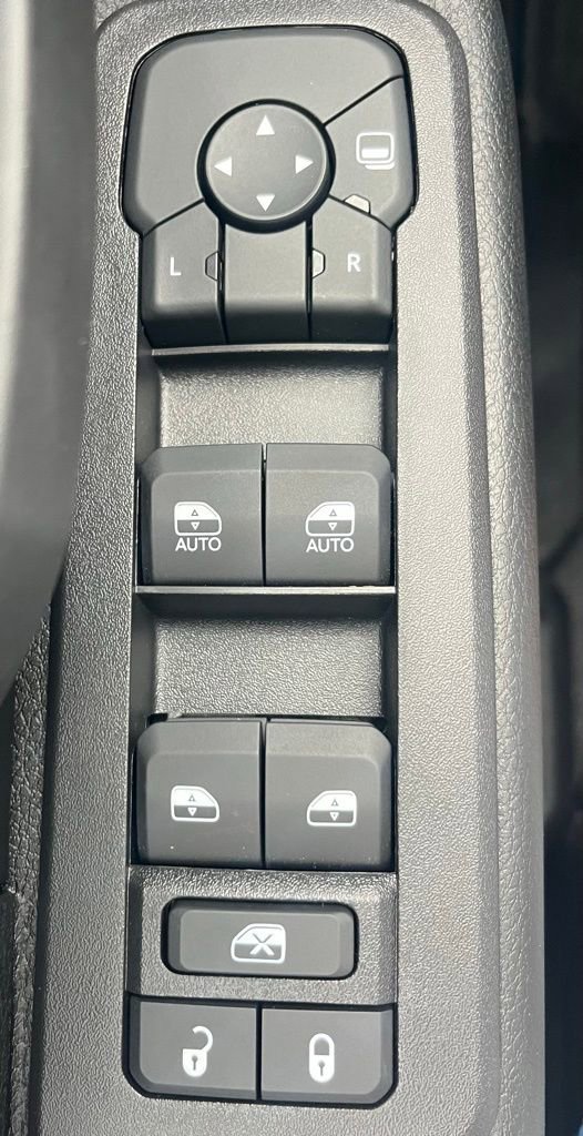 New 2025 RAM 5500 Tradesman AWD/4WD image 7