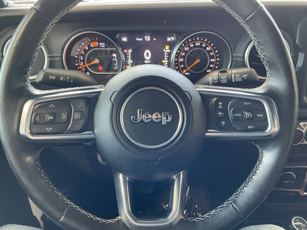 Used 2020 Jeep Wrangler Unlimited Sahara image 11
