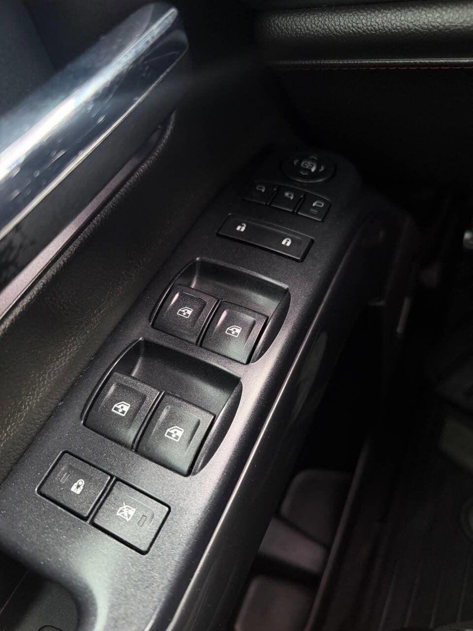 Used 2017 GMC Sierra 1500 SLT AWD/4WD image 26