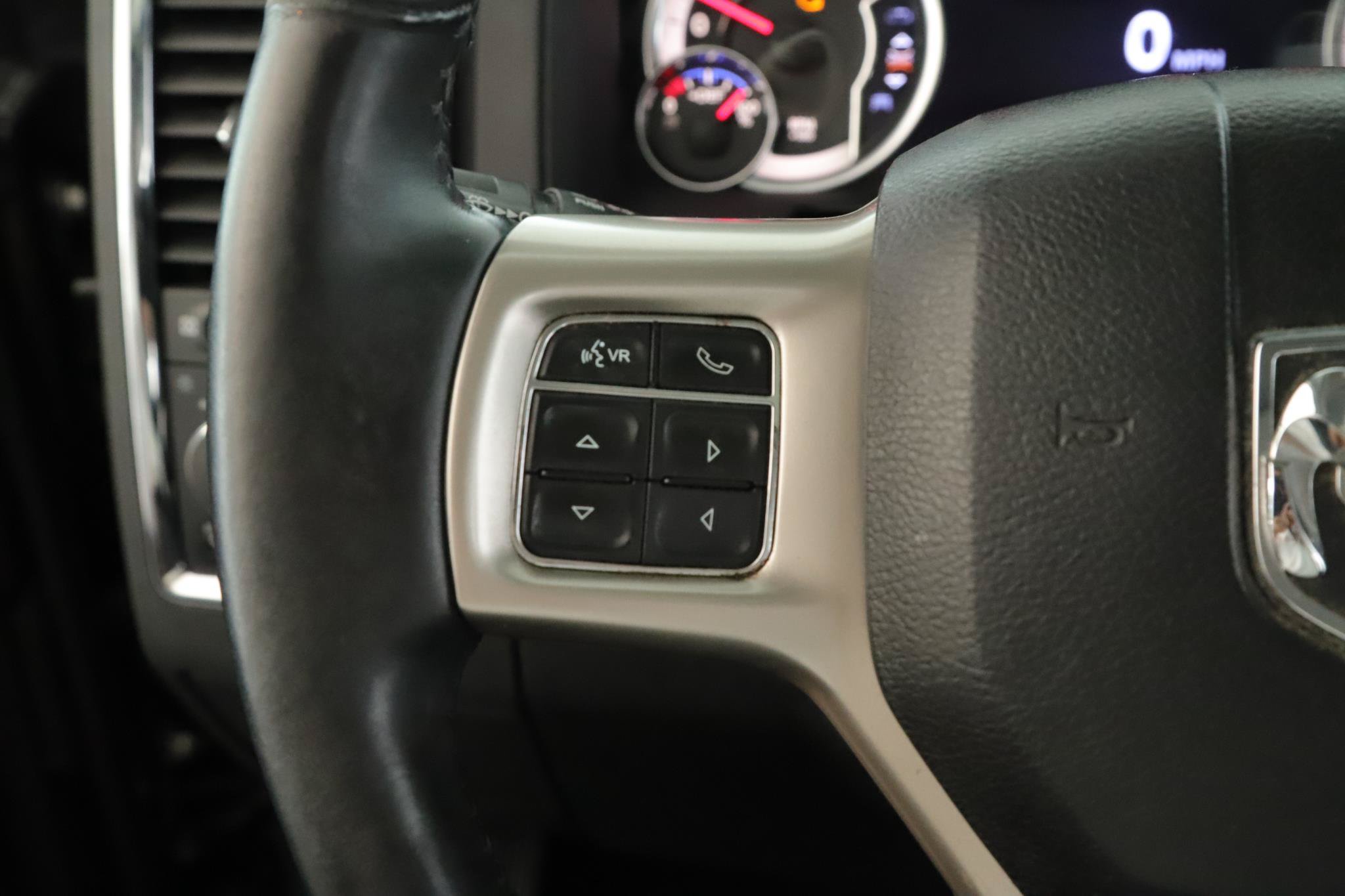 Used 2017 RAM 2500 Laramie w/ Sport Appearance Group AWD/4WD image 10