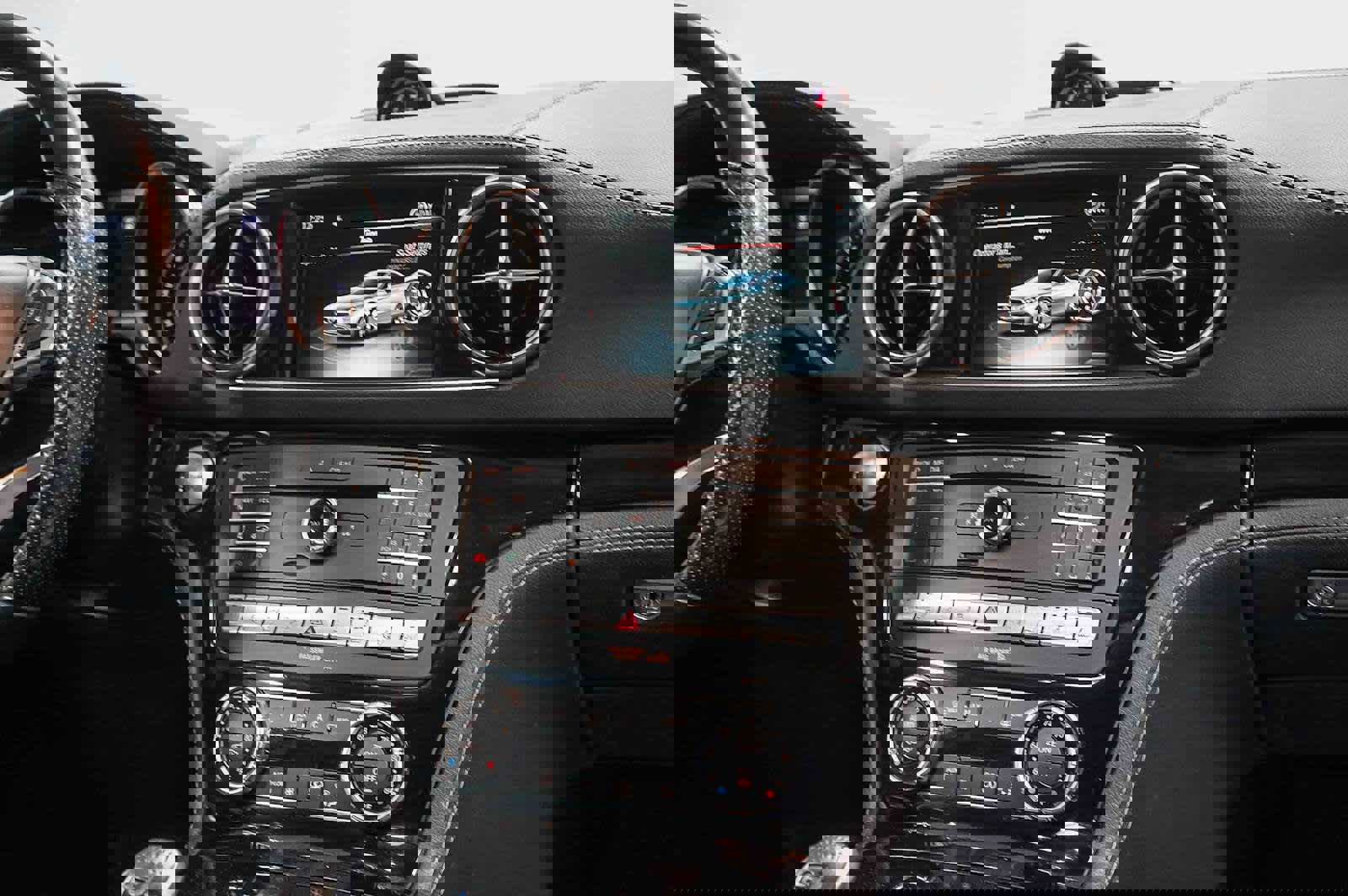 Used 2017 Mercedes-Benz SL 550 image 15