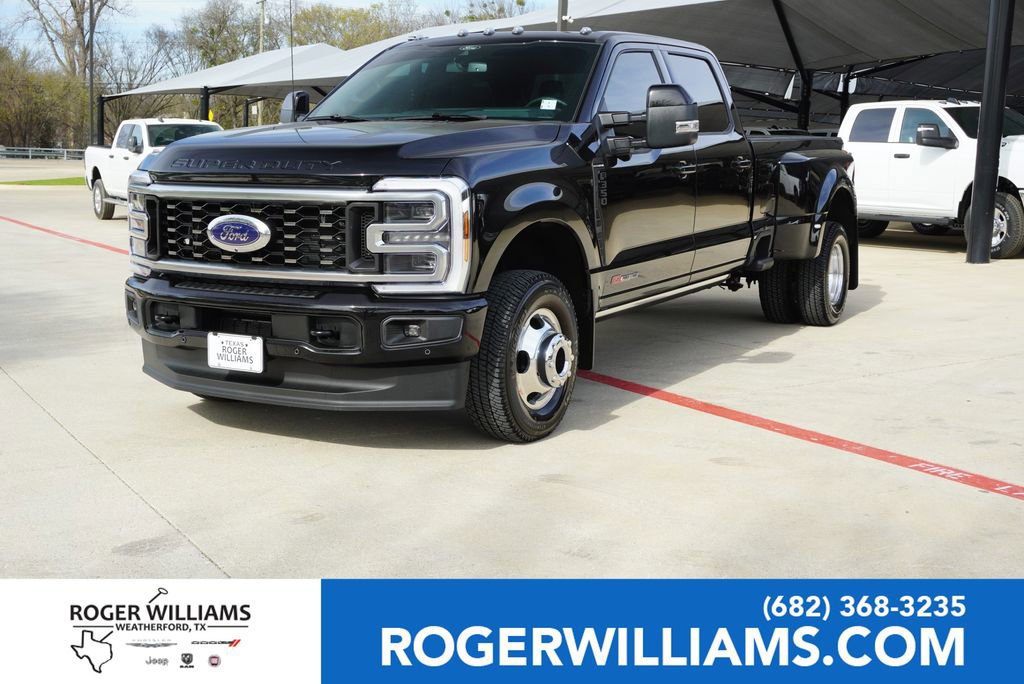 Used 2026 Ford F350 Platinum image 1