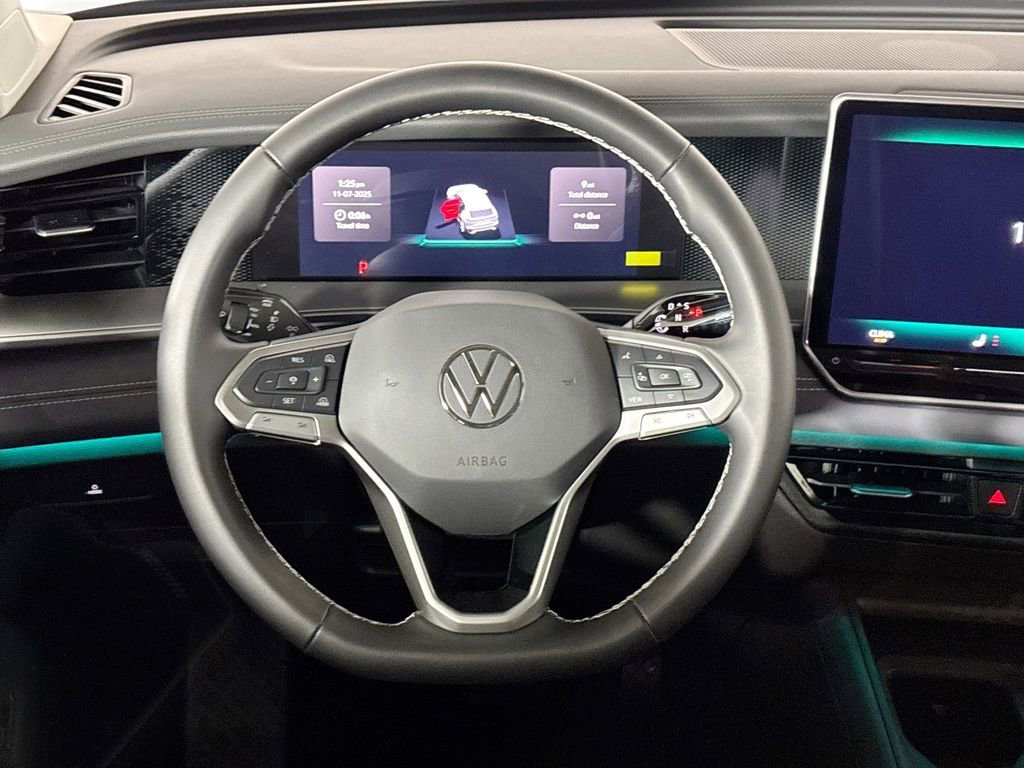 New 2026 Volkswagen Tiguan SE image 13