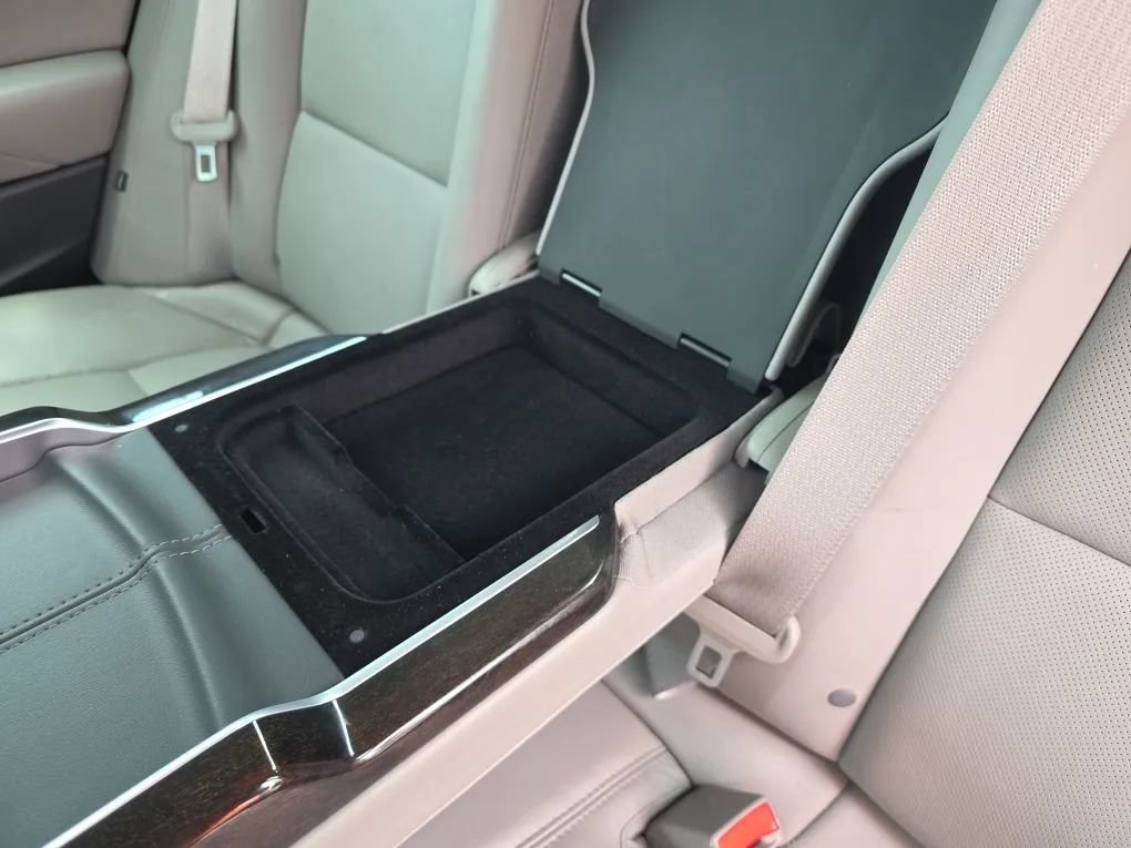Used 2017 Cadillac XTS Luxury w/ Driver Awareness Package FWD image 41