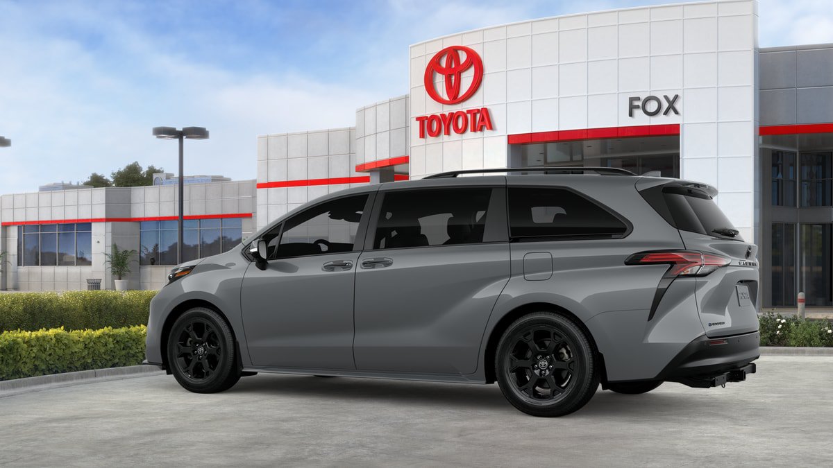 New 2026 Toyota Sienna XLE Woodland Edition AWD/4WD image 28