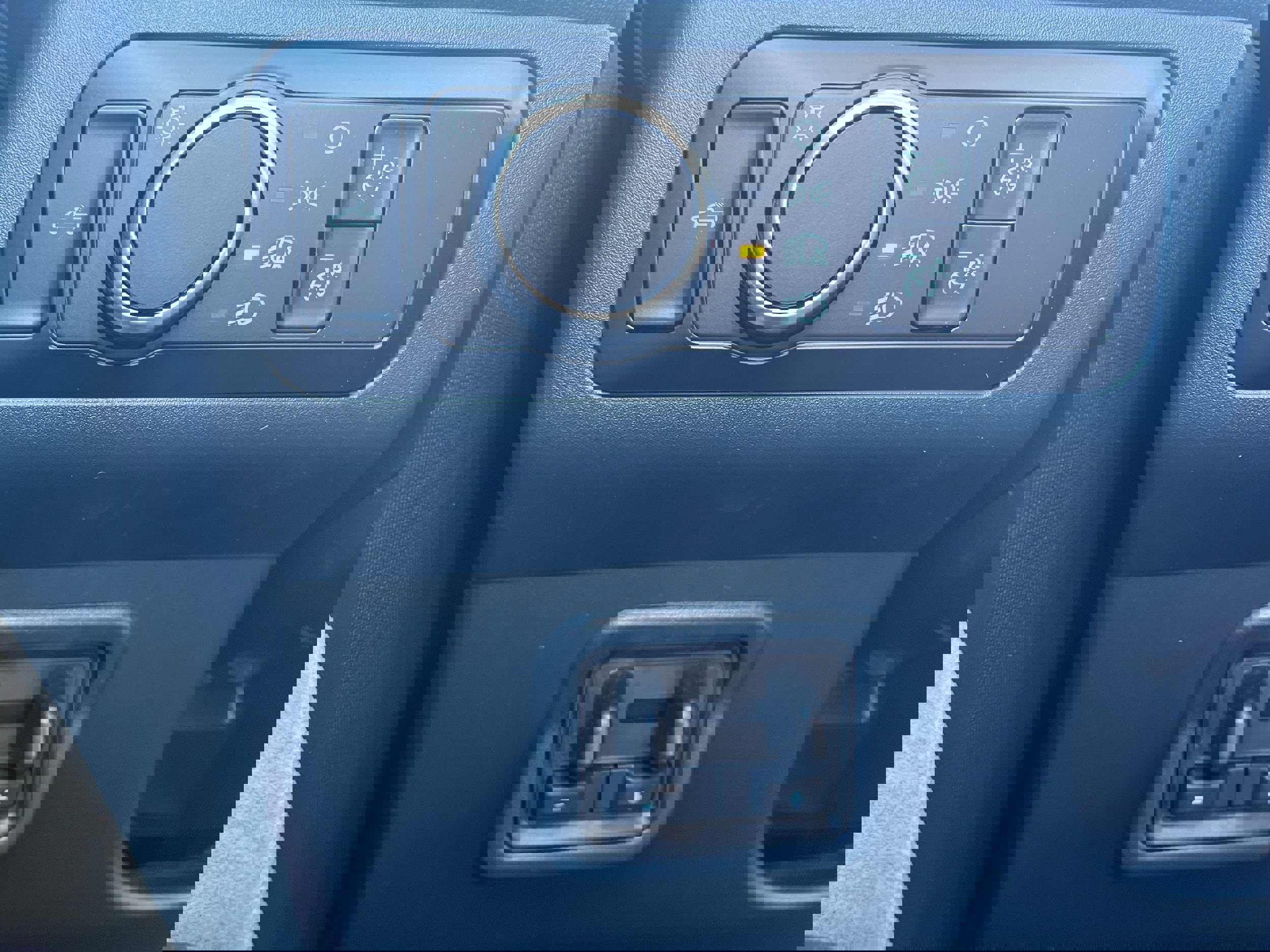 New 2026 Ford Maverick XLT w/ XLT Luxury Package image 24