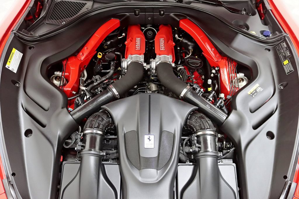 Used 2021 Ferrari Roma RWD image 37