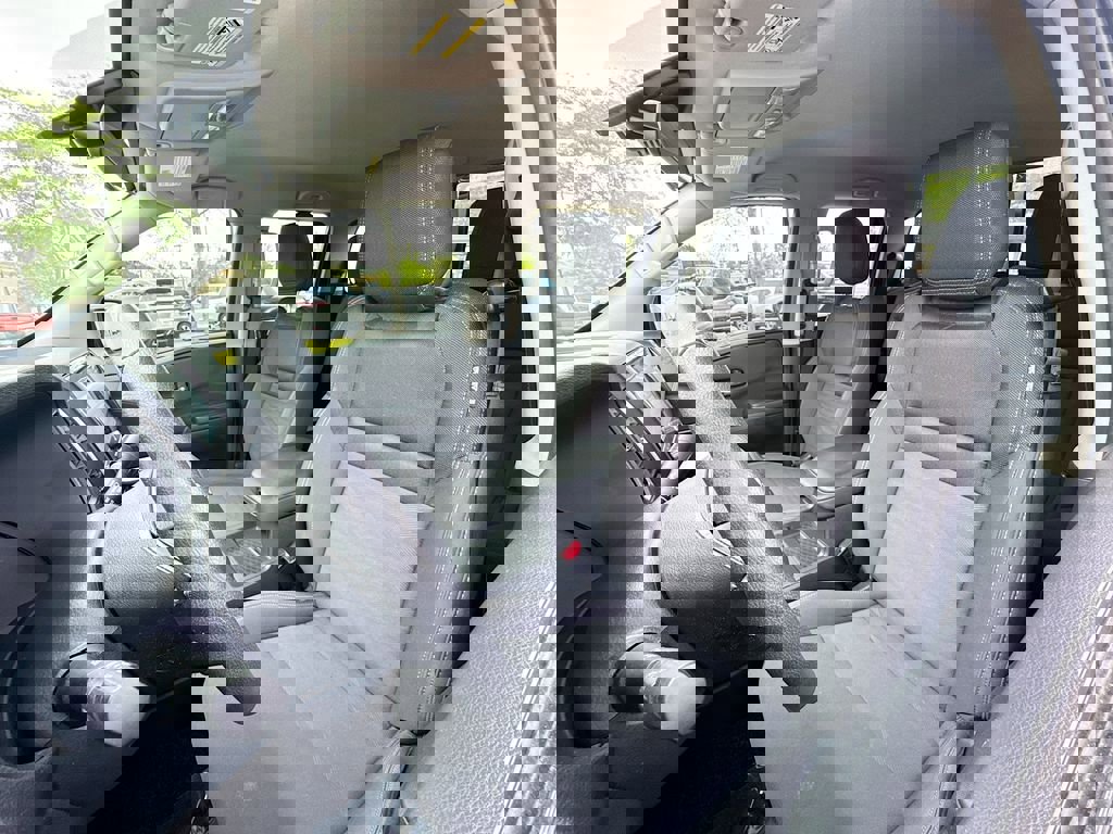 Used 2024 Nissan Frontier SV w/ SV Convenience Package image 10