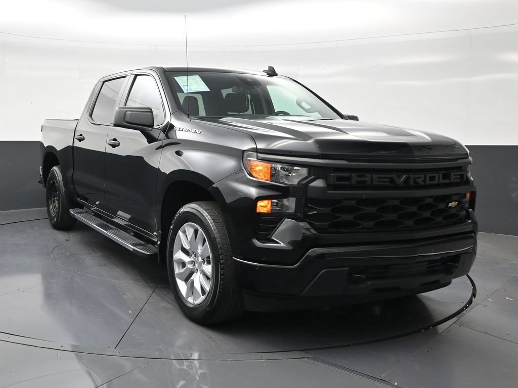 Used 2024 Chevrolet Silverado 1500 Custom RWD image 7