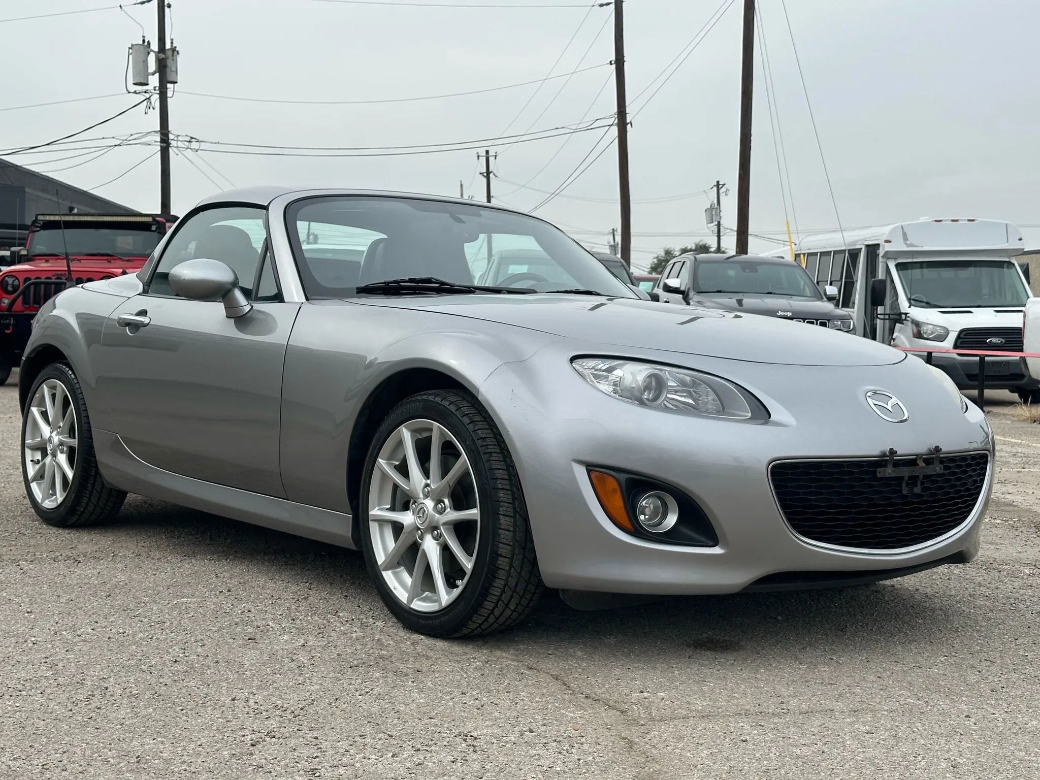 Used 2012 MAZDA MX-5 Miata Grand Touring w/ Premium Pkg image 5