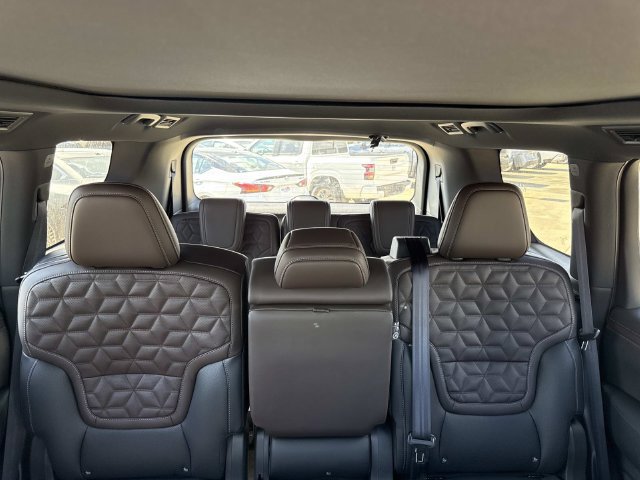 New 2027 Nissan Armada Platinum Reserve AWD/4WD image 12