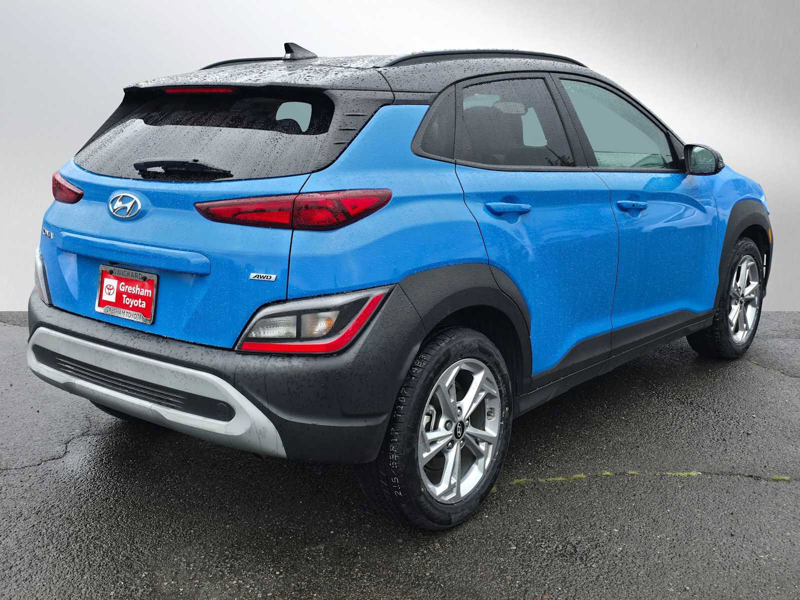 Used 2022 Hyundai Kona SEL AWD/4WD image 3