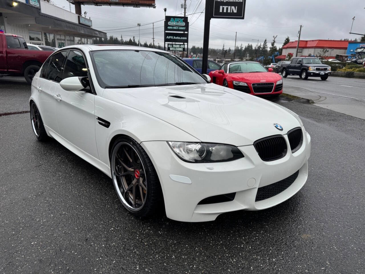 Used 2011 BMW M3 Sedan image 11
