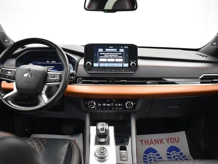 Used 2024 Mitsubishi Outlander SEL image 19