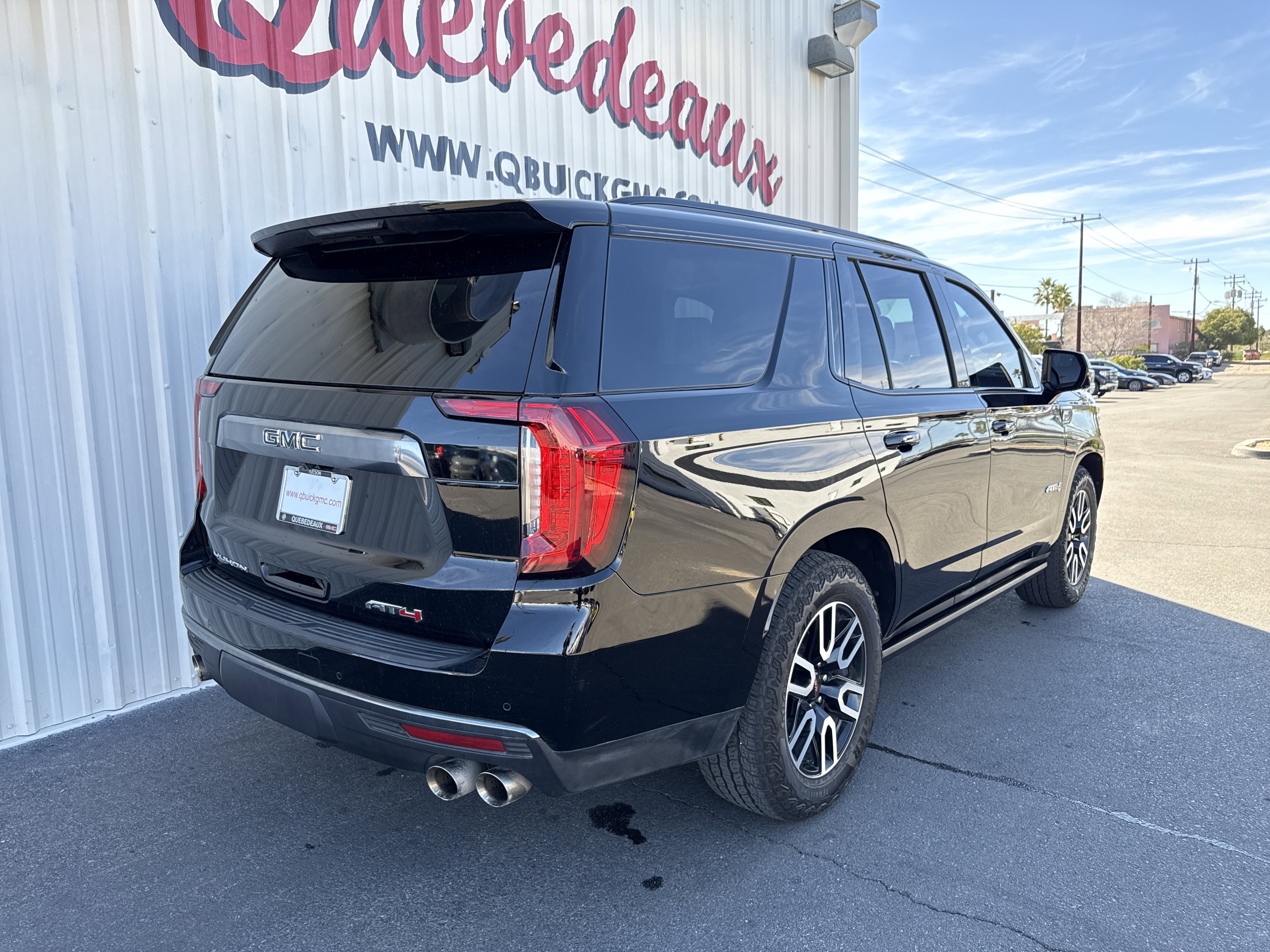 Used 2024 GMC Yukon AT4 w/ AT4 Premium Plus Package image 45