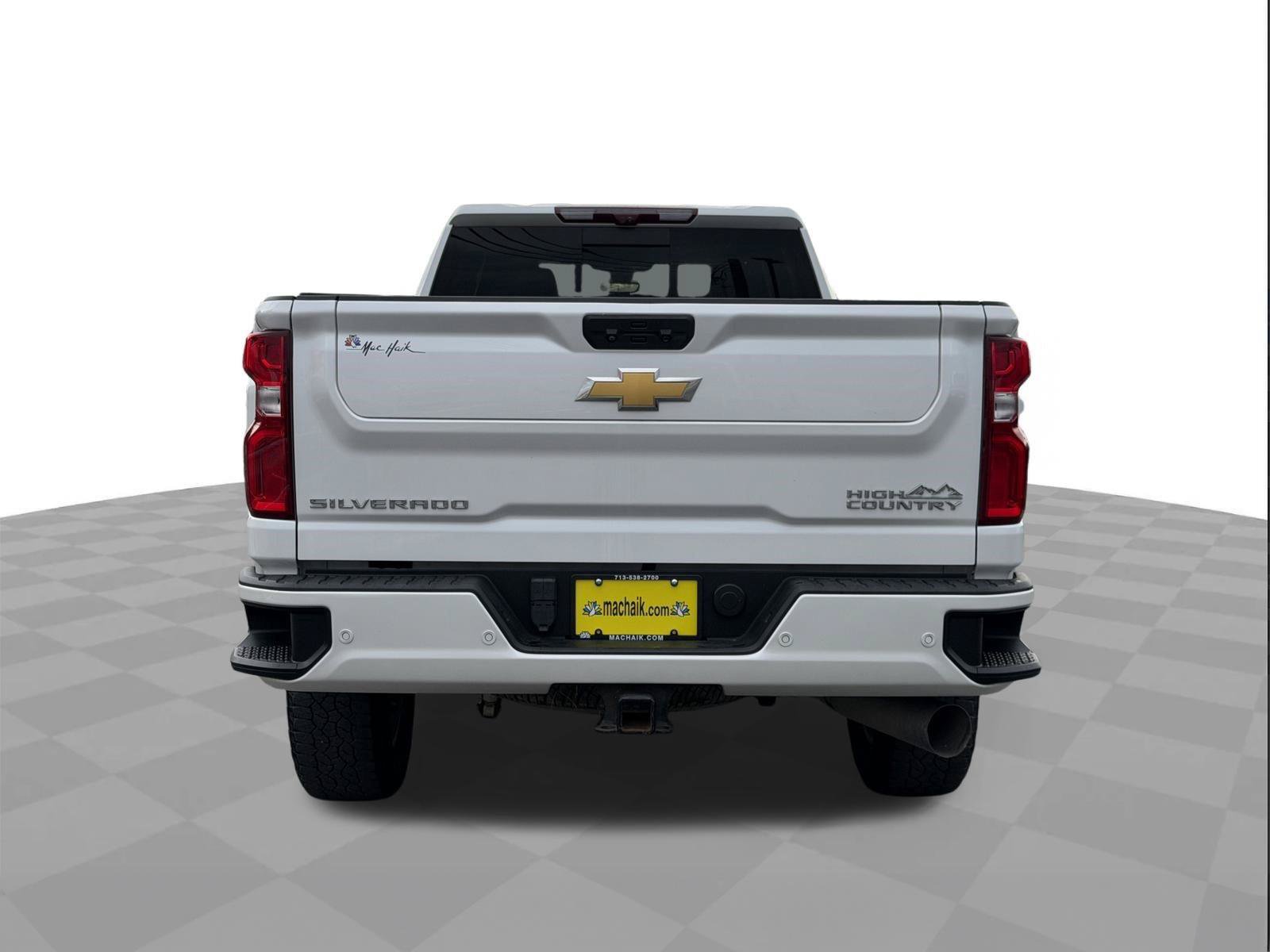 Used 2022 Chevrolet Silverado 3500 High Country w/ Z71 Off-Road Package AWD/4WD image 4