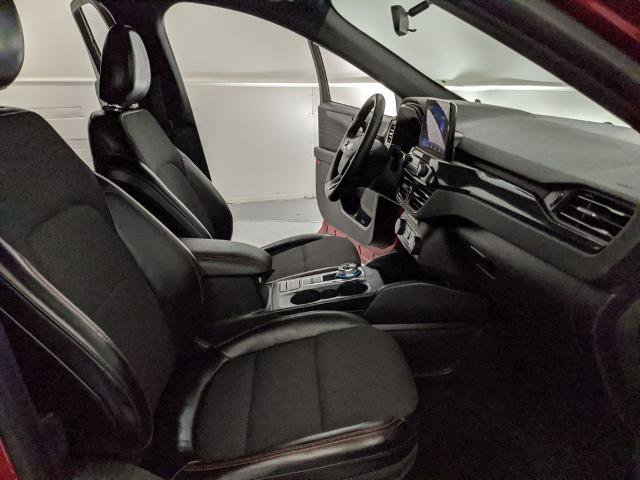 Certified 2024 Ford Escape ST-Line image 21